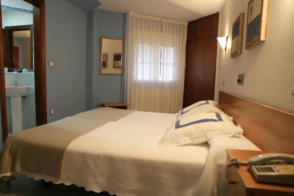 Hotel Azpiazu Кудильеро Экстерьер фото